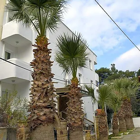 Ξενοδοχείο Villa Hotel *